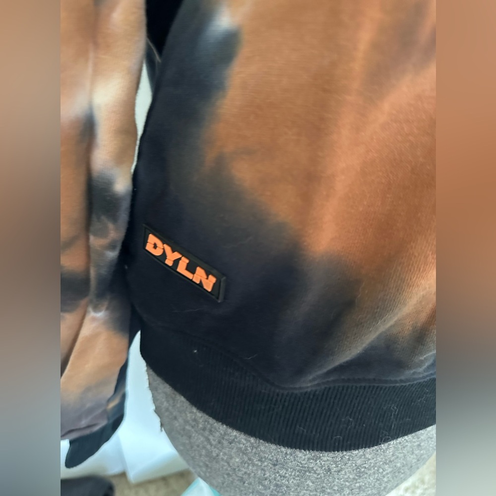 REVOLVE| BY. DYLN MERCY SWEATSHIRT IN CHOC BNWT - Picture 3 of 7